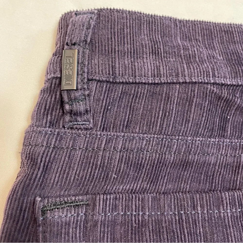 NWT New Diesel Straight Leg Corduroy Purple Pants Size 24